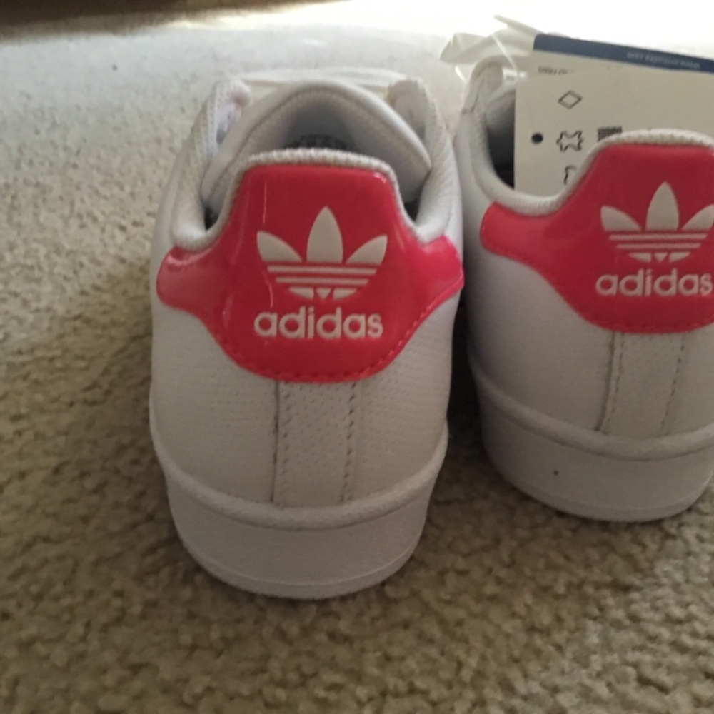 Adidas - Picture 4 of 5